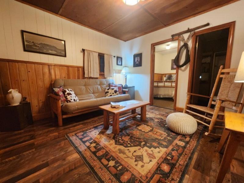 Bear Creek Ranch Bed & Breakfast Essex Ngoại thất bức ảnh
